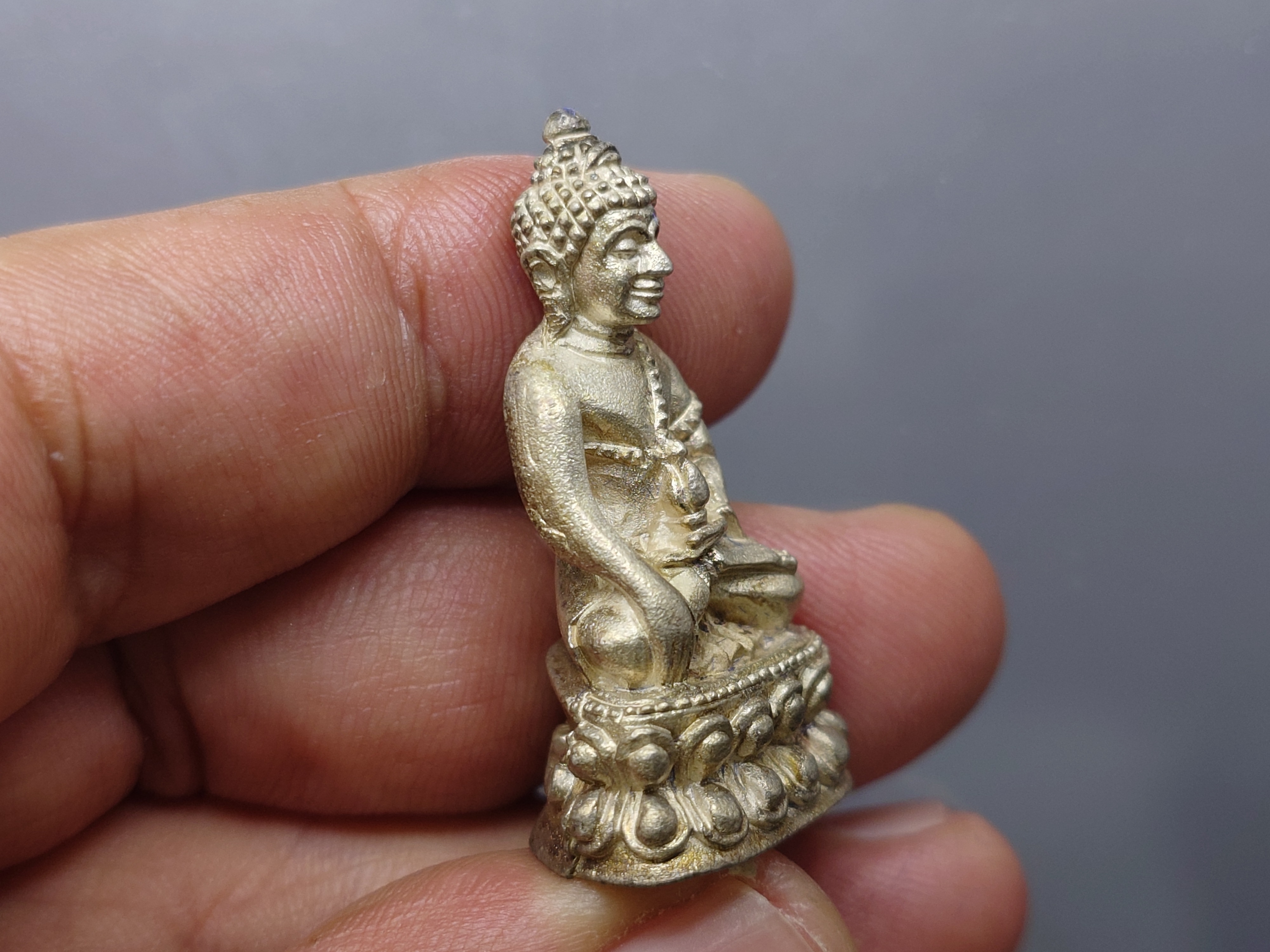 พระกริ่ง ร่มไทร ๘๐ เนื้อเงิน (สร้าง 200 องค์) ญสส 80 พรรษา สมเด็จพระญาณสังวร สมเด็จพระสังฆราช วัดบวรนิเวศๆ ปี2536 พร้อมกล่องเดิม นิยม รับประกันแท้ออกวัด