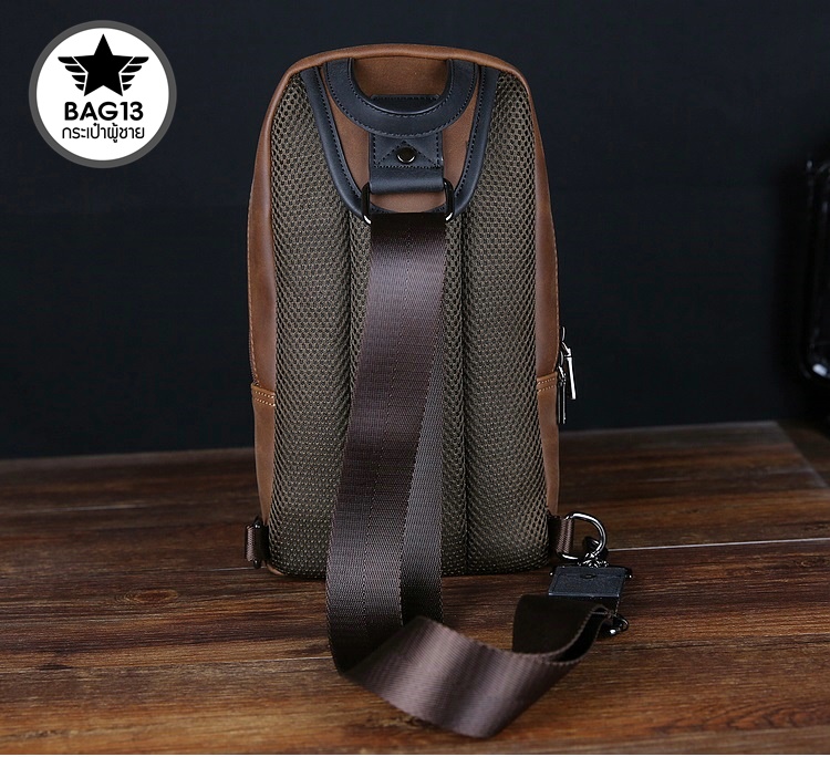 กระเป๋าคาดอกผู้ชาย รหัส B007