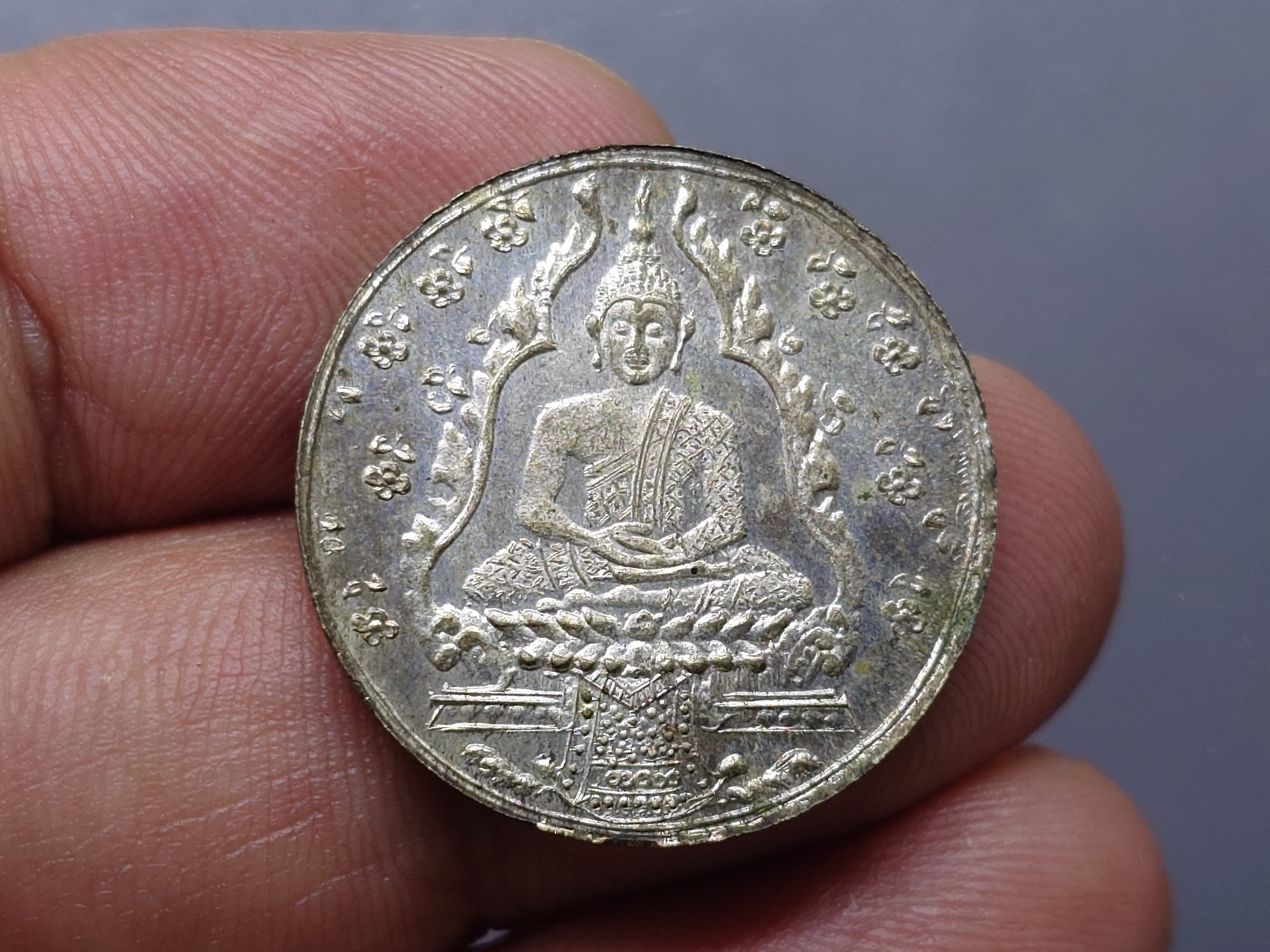 พระแก้วมรกต เนื้ออัลปาก้า บล็อกฮั้งเตียนเซ้ง รุ่นฉลองกรุง 150 ปี วัดพระศรีๆ รุ่นแรก รัชกาลที่7 สร้าง พ.ศ.2475 สภาพสวยเดิมๆ