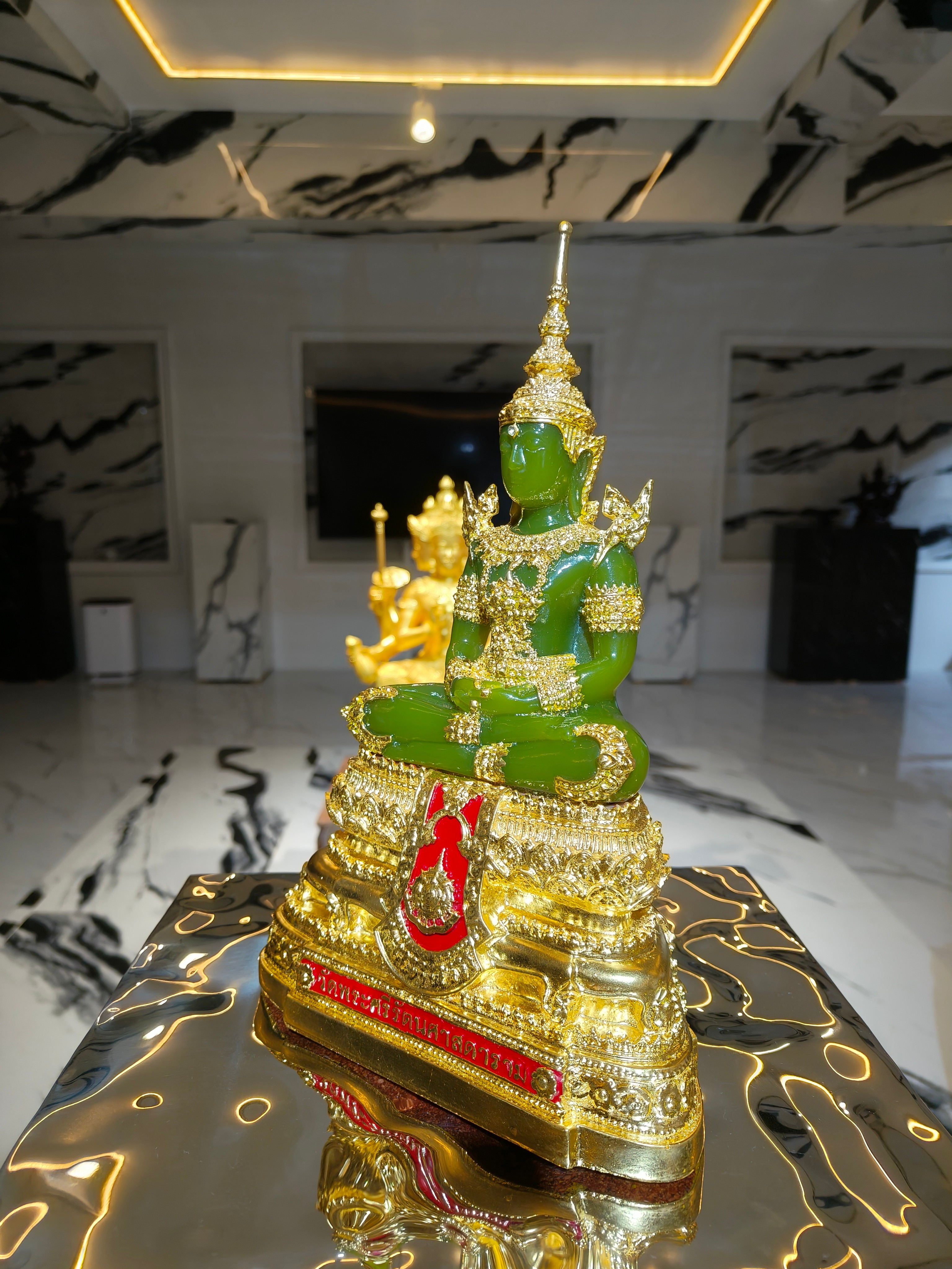 พระพุทธรูป พระแก้วมรกต ทรงเครื่องฤดูร้อน หน้าตัก 5 นิ้ว