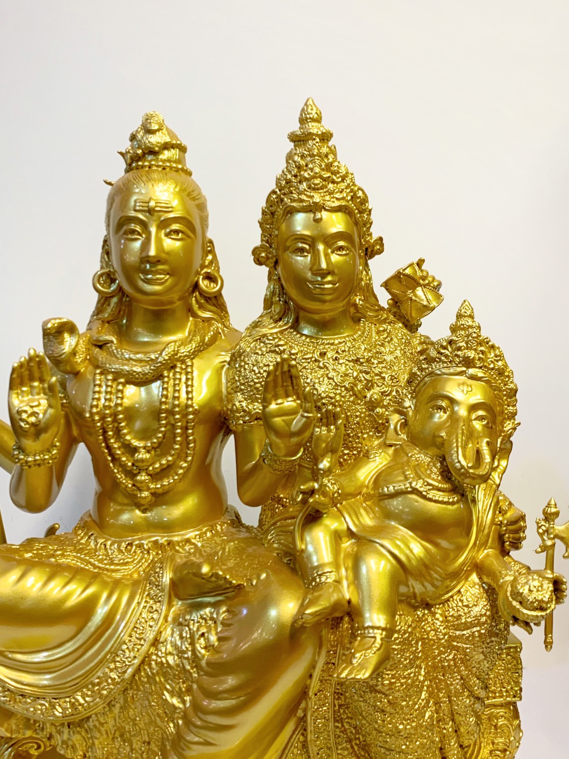 เทวรูป ครอบครัวพระศิวะ พระแม่อุมา พระพิฆเนศ องค์ปฐมฤกษ์ โดย อาจารย์ สุชาติ รัตนสุข (ไม่ให้บูชา)