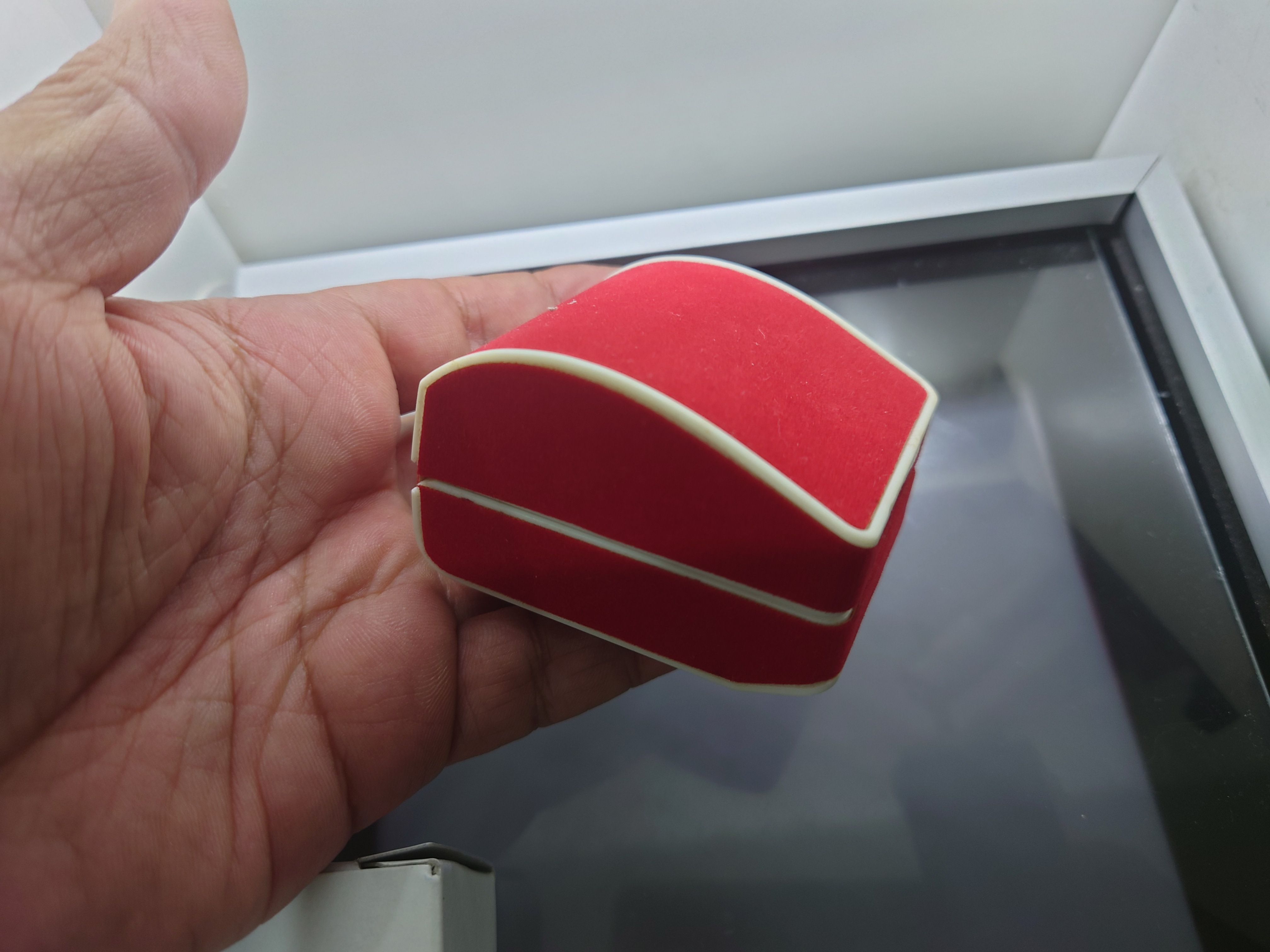 พระกริ่ง อุดมมงคล ญสส ทรงเจริญพระชนมายุ 84 พรรษา วัดบวรนิเวศวิหาร พ.ศ.2540 พร้อมกล่องเดิม รับประกันแท้