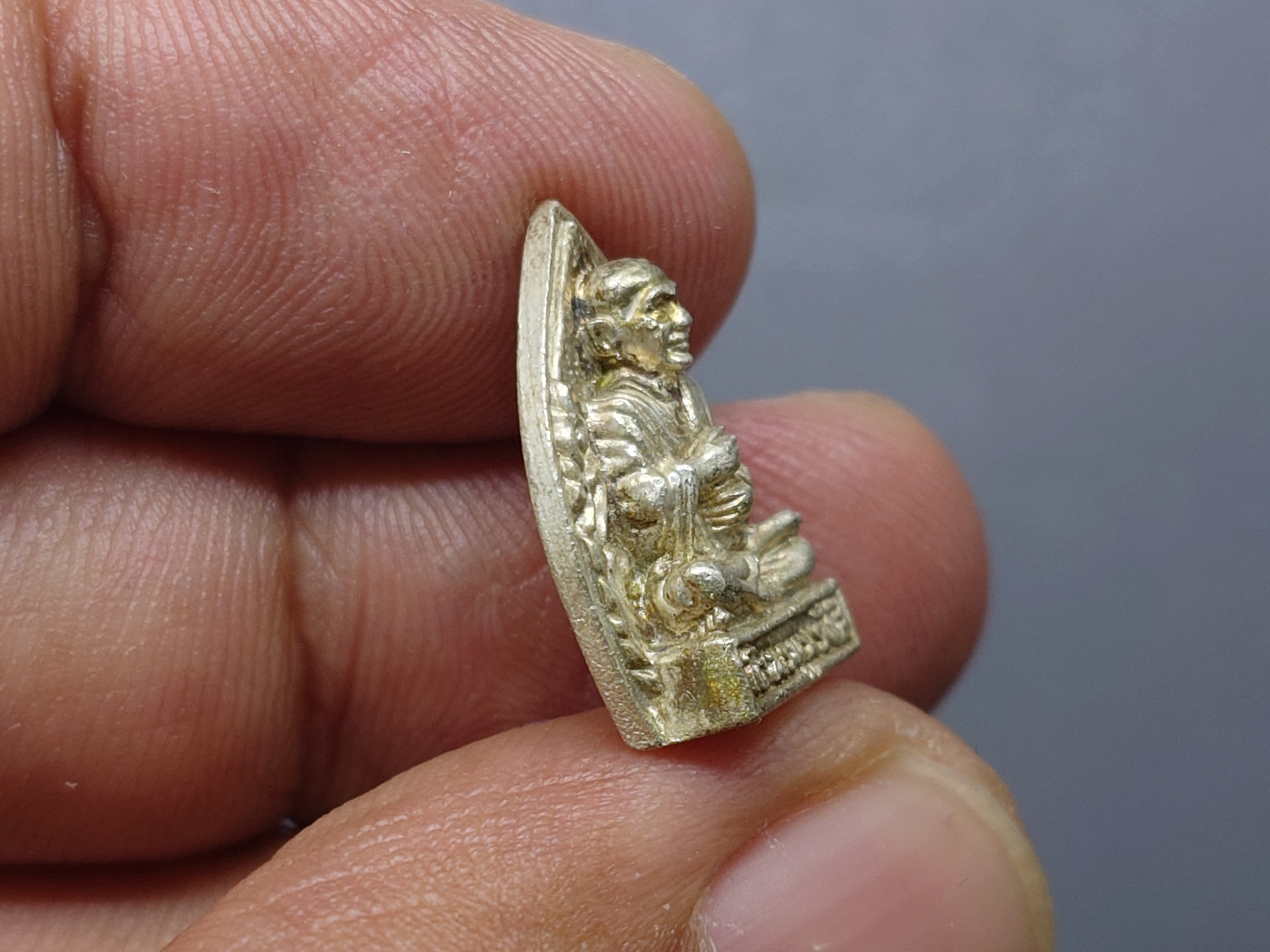 สมเด็จพระพุฒาจารย์ (โต พฺรหฺมรํสี) เนื้อเงิน รุ่นกาญจนาภิเษก ๕๐ ปี พิธีพุทธาภิเษก ณ พระอุโบสถวัดระฆังโฆสิตาราม ปี2538 พร้อมกล่องเดิม