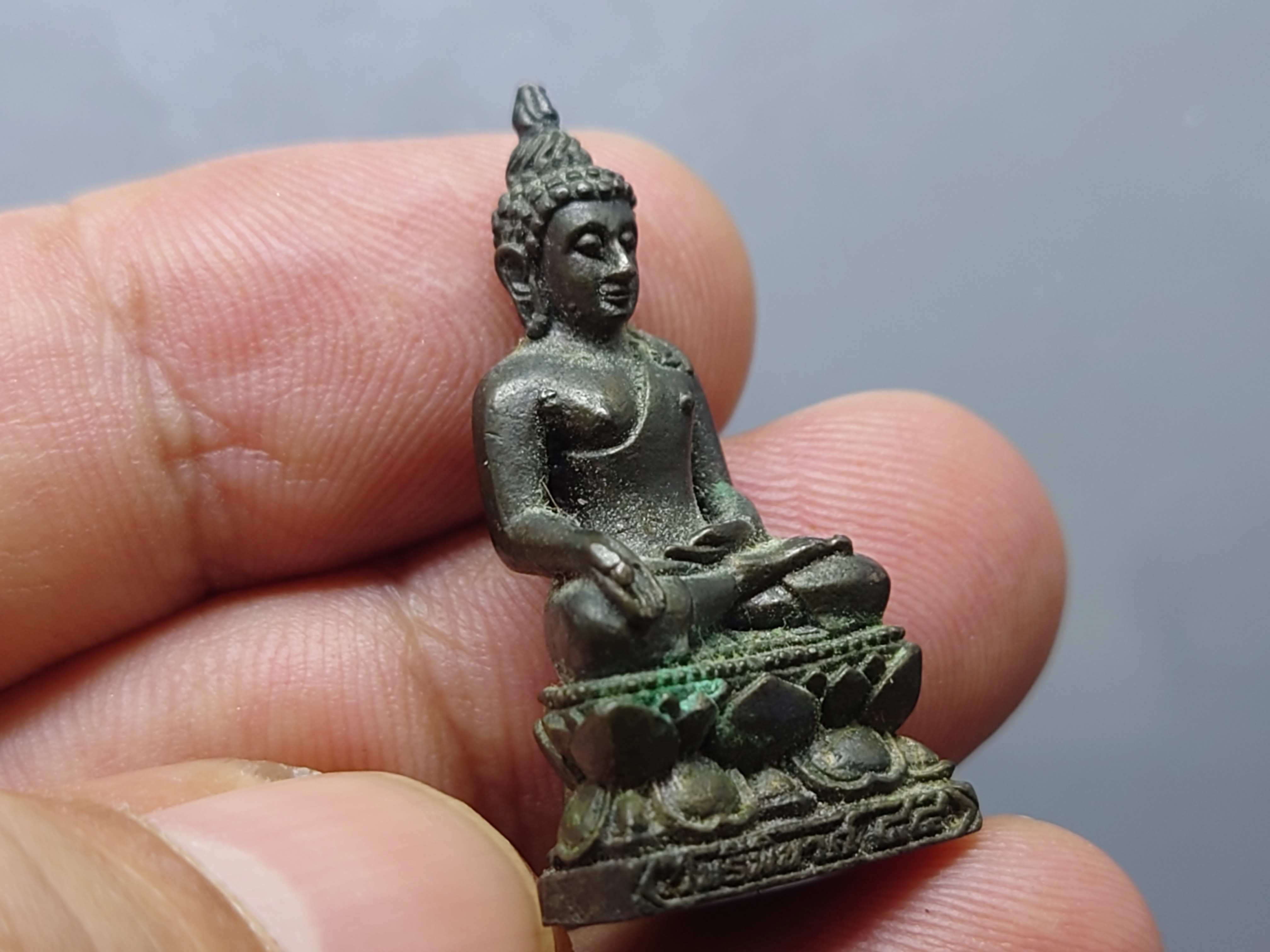 พระกริ่งไพรีพินาศ เนื้อนวะ ญสส 84 พรรษา สมเด็จพระสังฆราช วัดบวรนิเวศวิหาร พ.ศ.2540 กล่องเดิม นิยม หายาก