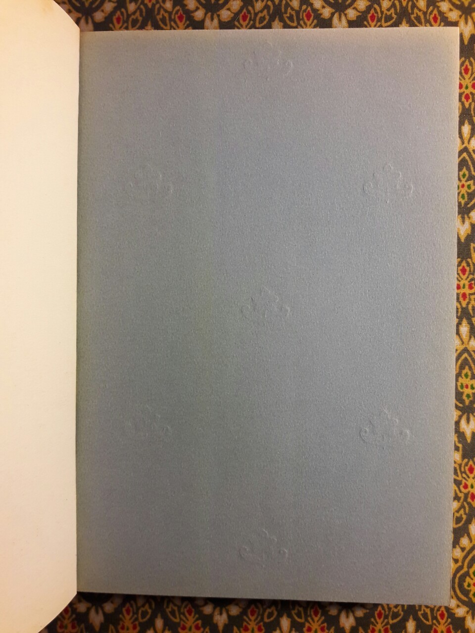 ไฟต่างสี