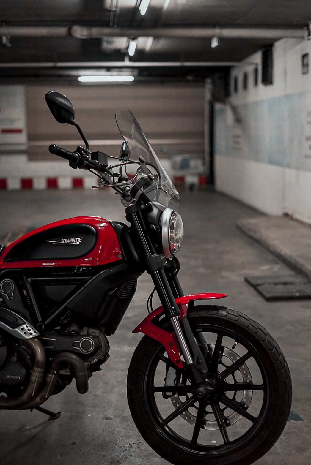 ชิวหน้า ไฟกลม ทรงสูง 47 ซม. สีใส