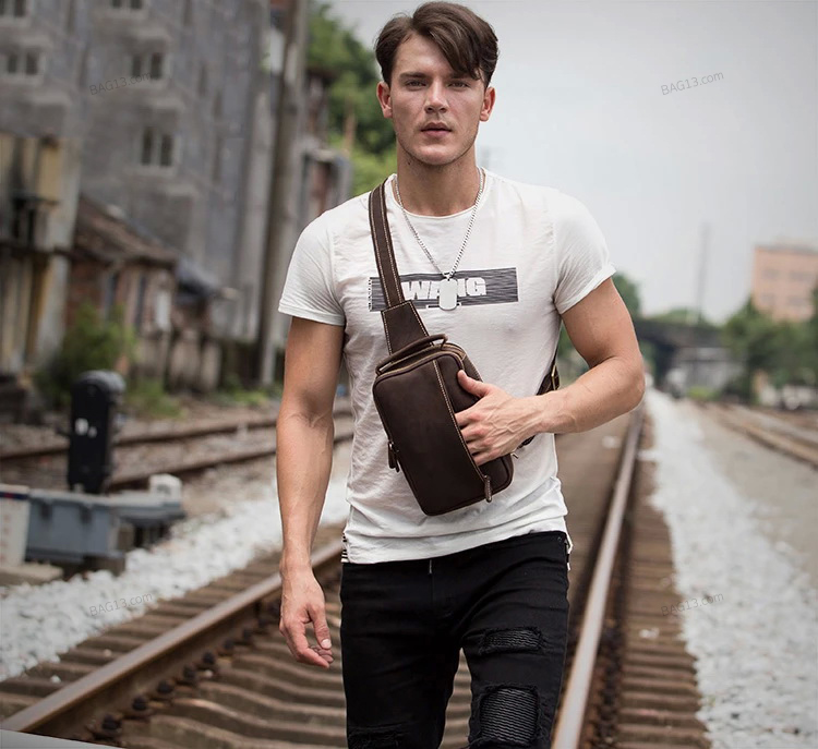 กระเป๋าคาดอกผู้ชาย กระเป๋าสะพายข้างผู้ชาย กระเป๋าผู้ชาย [CODE : B034]