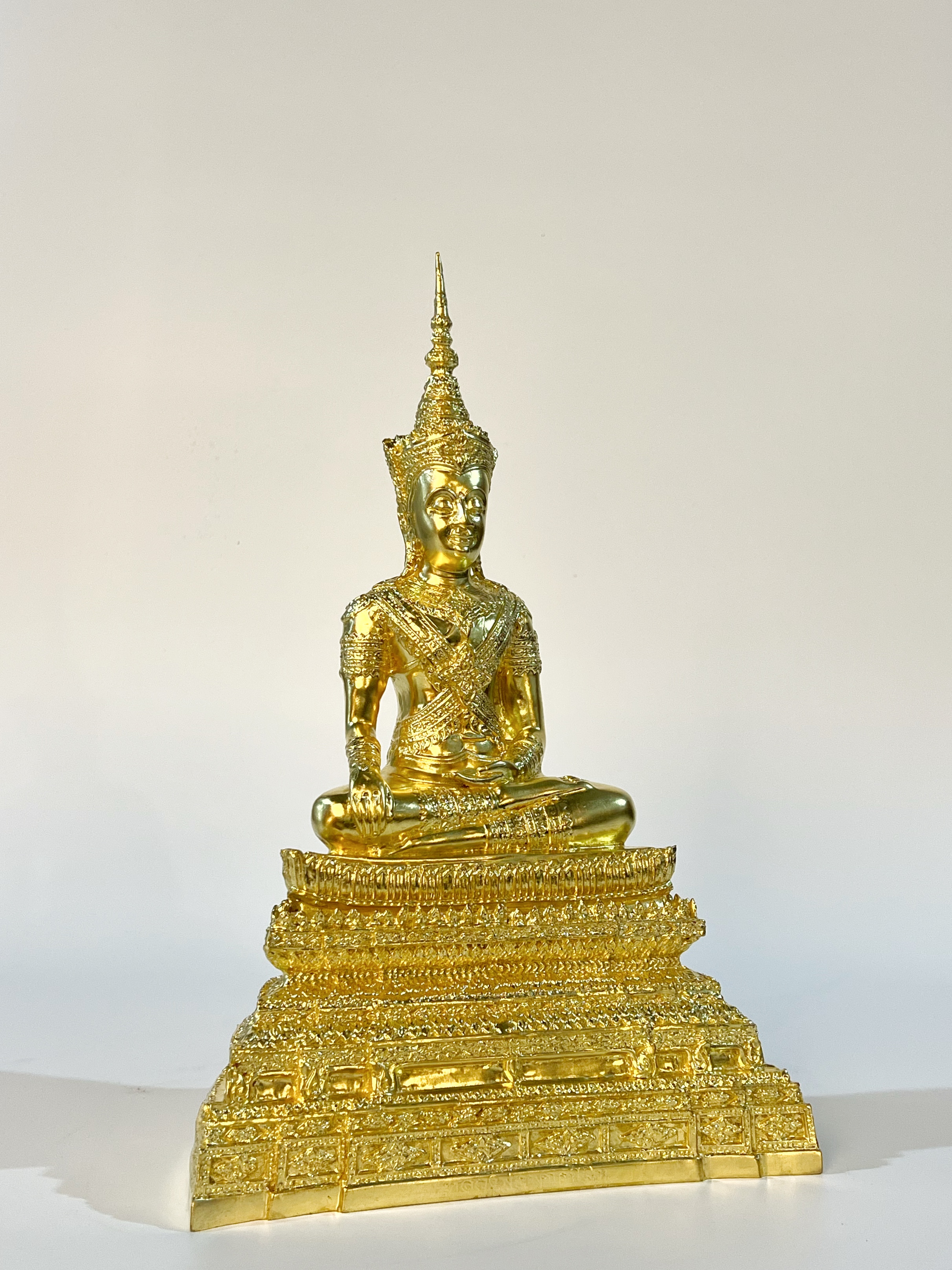 พระพุทธนิมิตวิชิตมารโมลีศรีสรรเพชญบรมไตรโลกนาถ (หลวงพ่อพุทธนิมิต) หน้าตัก 5 นิ้ว วัดพระเมรุราชิการามวรวิหาร รุ่น มหาเศรษฐี 519 ปี