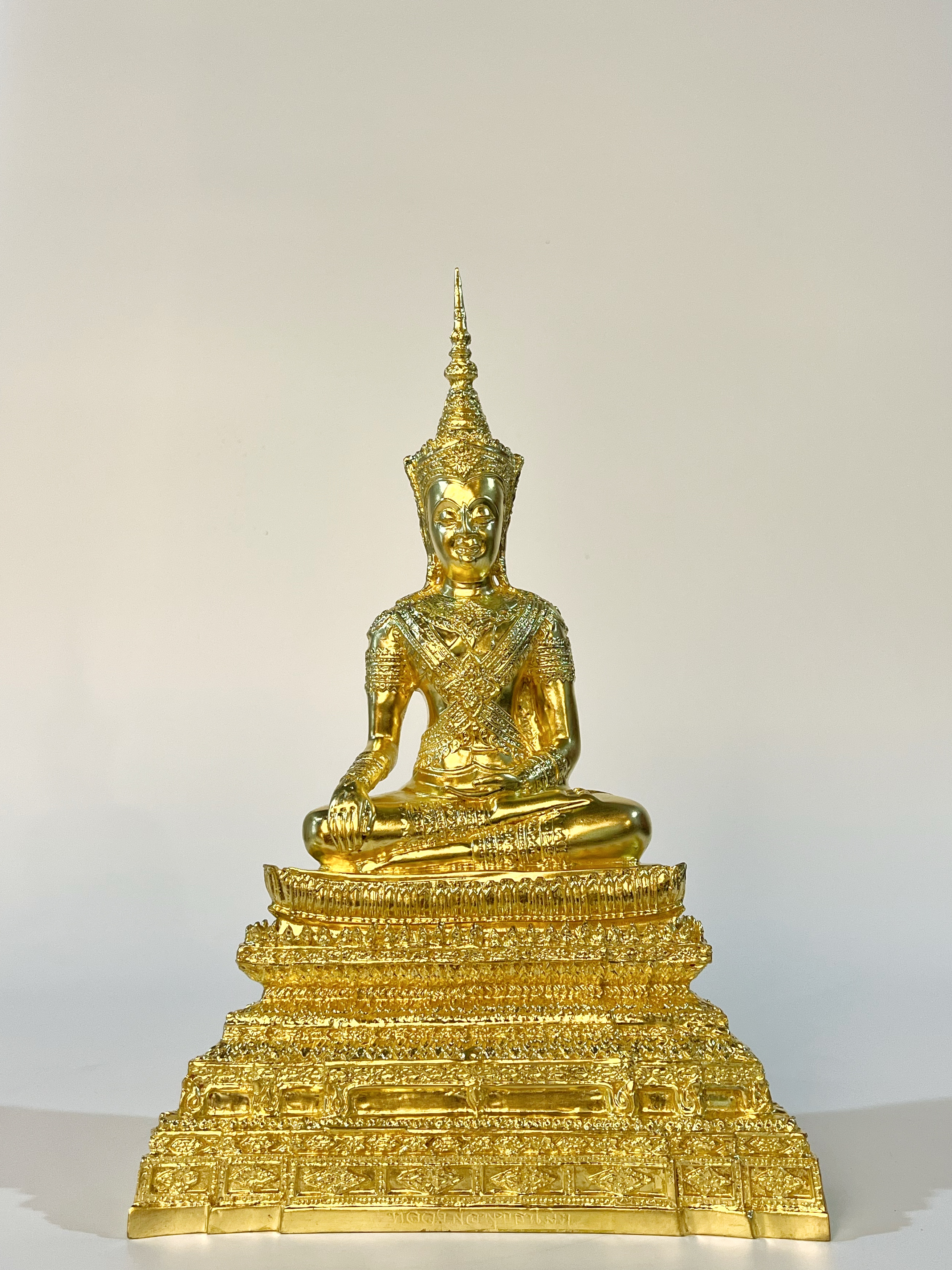 พระพุทธนิมิตวิชิตมารโมลีศรีสรรเพชญบรมไตรโลกนาถ (หลวงพ่อพุทธนิมิต) หน้าตัก 5 นิ้ว วัดพระเมรุราชิการามวรวิหาร รุ่น มหาเศรษฐี 519 ปี