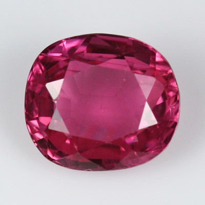 **ขายแล้ว**ทับทิม (Ruby) 1.41 กะรัต สีแดงอมชมพู พลอยไทย ทับทิมสยาม เผาเก่า
