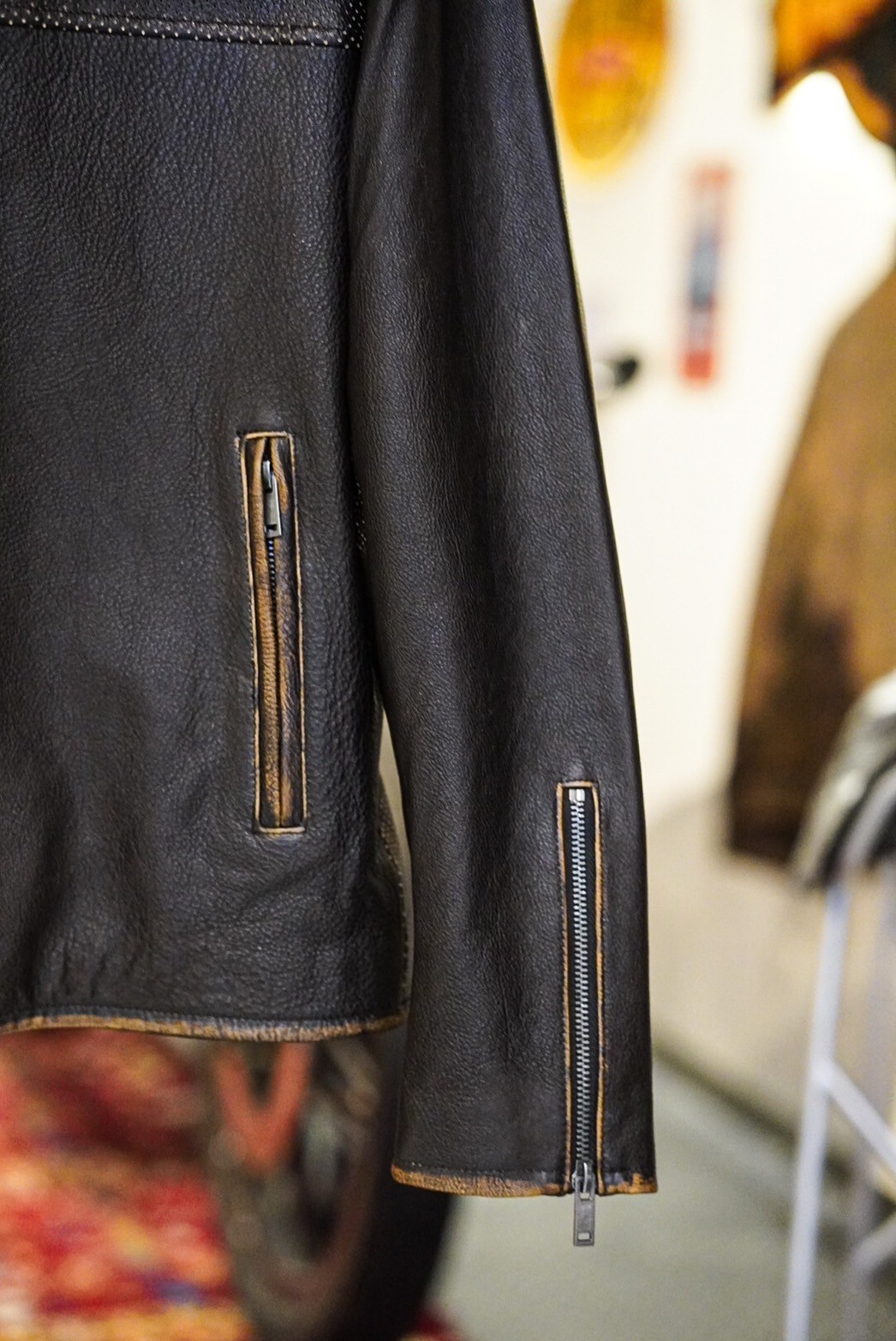 เสื้อหนังแท้ Caveman 802SC มีการ์ด (กรุณาสอบถามไซส์ก่อนสั่งซื้อ)