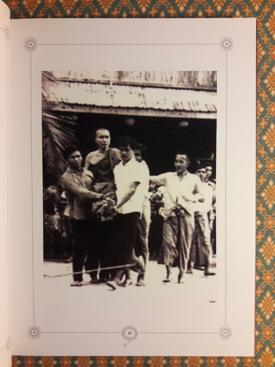 100 ปี ชาตะกาล หลวงพ่ออุตตมะ (3 เล่ม/ชุด) พร้อมกล่อง