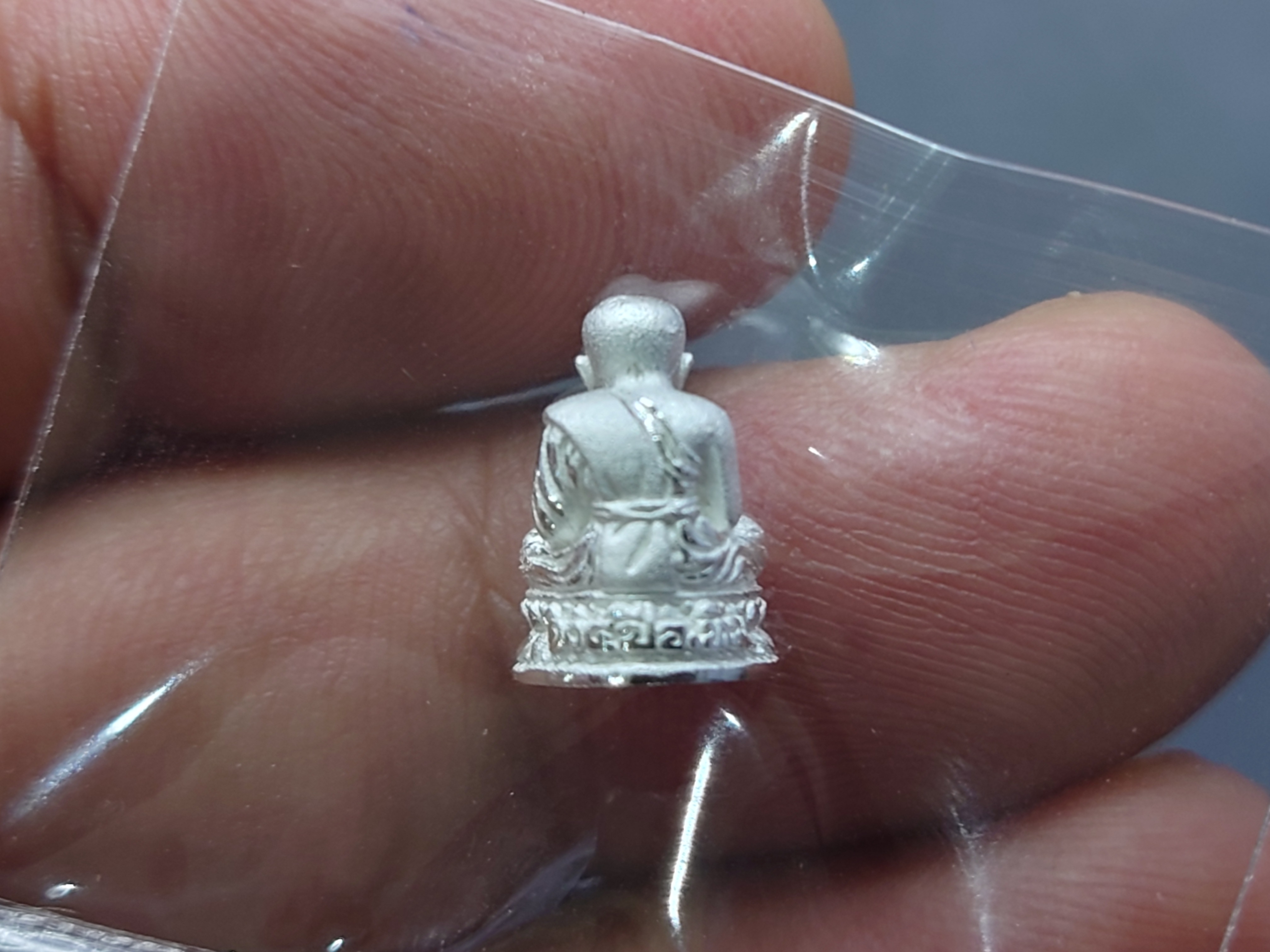 หลวงพ่อทวด เหยียบน้ำทะเลจืด เนื้อเงิน รุ่นบารมีหลวงพ่อทวด 104 ปี อาจารย์ทิม พ.ศ.2559 พร้อมตลับเดิม