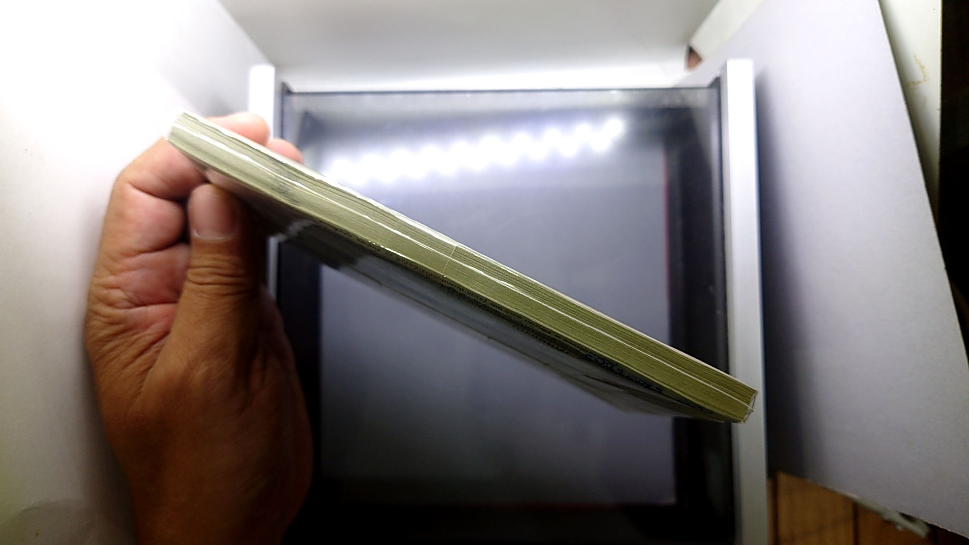 ธนบัตรยกแหนบ 100 ใบ เลขเรียง ธนบัตรที่ระลึก 100 บาท ครบรอบ 100 ปี ธนบัตรไทย ปี2545 ไม่ผ่านใช้