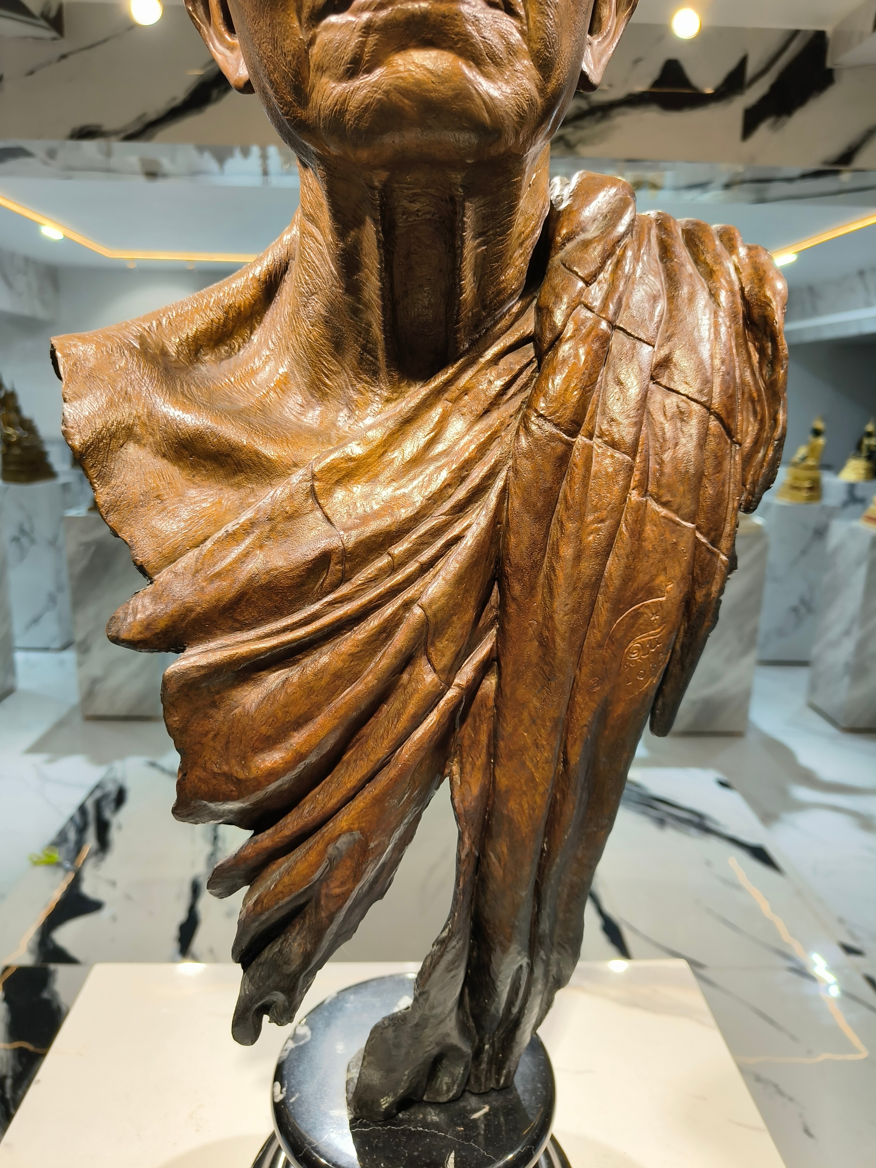 รูปหล่อ หลวงพ่อคูณ ของ อาจารย์ สันติ พิเชฐชัยกุล