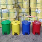 ถังขยะแยกประเภท เท้าเหยียบ ทรงกลม 15 ลิตร