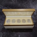 เหรียญพระพุทธปัญจภาคี หลังรัชกาลที่9 เนื้อเงิน พิมพ์ใหญ่ ครบชุด 5 เหรียญ พร้อมกล่อง