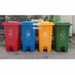 ถังขยะทรงเหลี่ยม เท้าเหยียบ มีล้อเข็น 240 ลิตร
