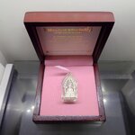 พระนิรันตรายสองกษัตริย์ มหาพุทธานุภาพแห่งแผ่นดิน เนื้อเงิน โคทเลขสวย ๖๖ ขนาดสูง 3.2 เซน ปี2552 พร้อมกล่องเดิม