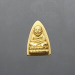 หลวงพ่อทวด เหยียบน้ำทะเลจืด เนื้อทองคำแท้ พิมพ์เตารีดเล็ก รุ่น 106 ปี อาจารย์ทิม พ.ศ.2561 พร้อมกล่องเดิม