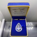 พระตรีมูรติ ลอยองค์ เนื้อเงิน ขนาดสูง 2 เซน เจ้าคุณธงชัย ประธานฝ่ายสงฆ์ พิธีมังคลาภิเษก ฌ วัดไตรมิตรวิทยาราม พ.ศ.2548 พร้อมกล่องเดิม