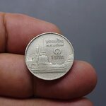 เหรียญ 1 บาทหลังวัดพระศรืๆ (ช่อฟ้าสั้น) พ.ศ.2529 (ตัวติดลำดับ1) ผ่านใช้