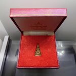 พระกริ่งไพรีพินาศ ญสส.เนื้อนวะ ขนาดสูง 2.8 ซ.ม.วัดบวรนิเวศวิหาร ปี2538 พร้อมกล่องเดิม