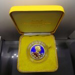 เหรียญรัชกาลที่ ๕ เนื้อเงินลงยา หน้าทองคำแท้ ที่ระลึกสร้างโรงเรียนวัดแหลมแค วัดแหลมแค พานทอง ปี2536 พร้อมกล่องเดิม