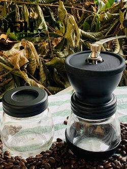เครื่องบดเมล็ดกาแฟ มือหมุน หอมกาแฟ