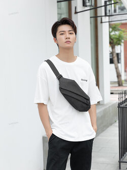 กระเป๋าคาดอกผู้ชาย กระเป๋าสะพายข้างผู้ชาย กระเป๋าผู้ชาย [CODE : B032]