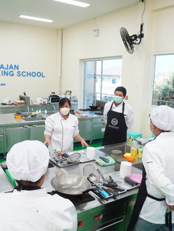 รุ่น 14 คลาสอาหารไทยมืออาชีพ 90 ชั่วโมงเริ่มแล้ว