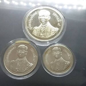 เหรียญกษาปณ์ที่ระลึกและหมุนเวียน ครบชุด