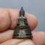 พระพุทธชินสีห์ ภปร ทันโตเสฏโฐ เนื้อนวะโลหะ ใต้ฐานเจาะใส่ผงพระทนต์ในหลวง (ฟัน) และผงจิตรลดา พ.ศ.2533 พร้อมกล่องเดิม