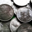 เหรียญ 1 บาท ปี 2520 เรือสุพรรณหงส์ (ภู่ยาว) ไม่ผ่านการใช้